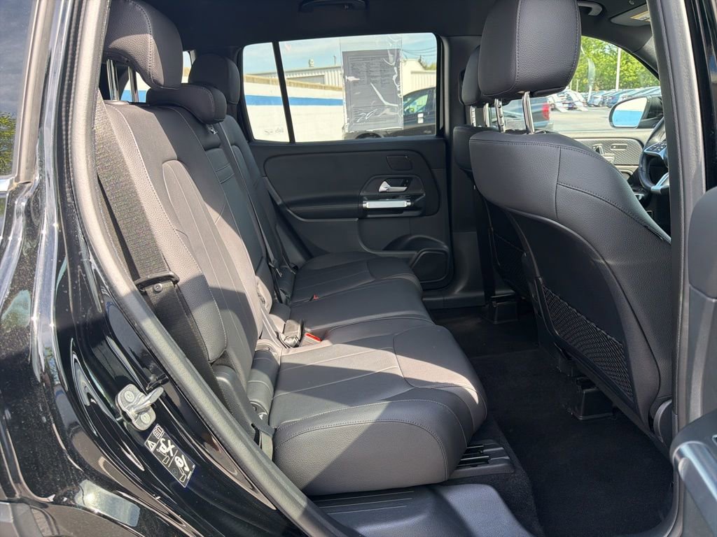 Used 2025 Mercedes-Benz GLB 250 image 20