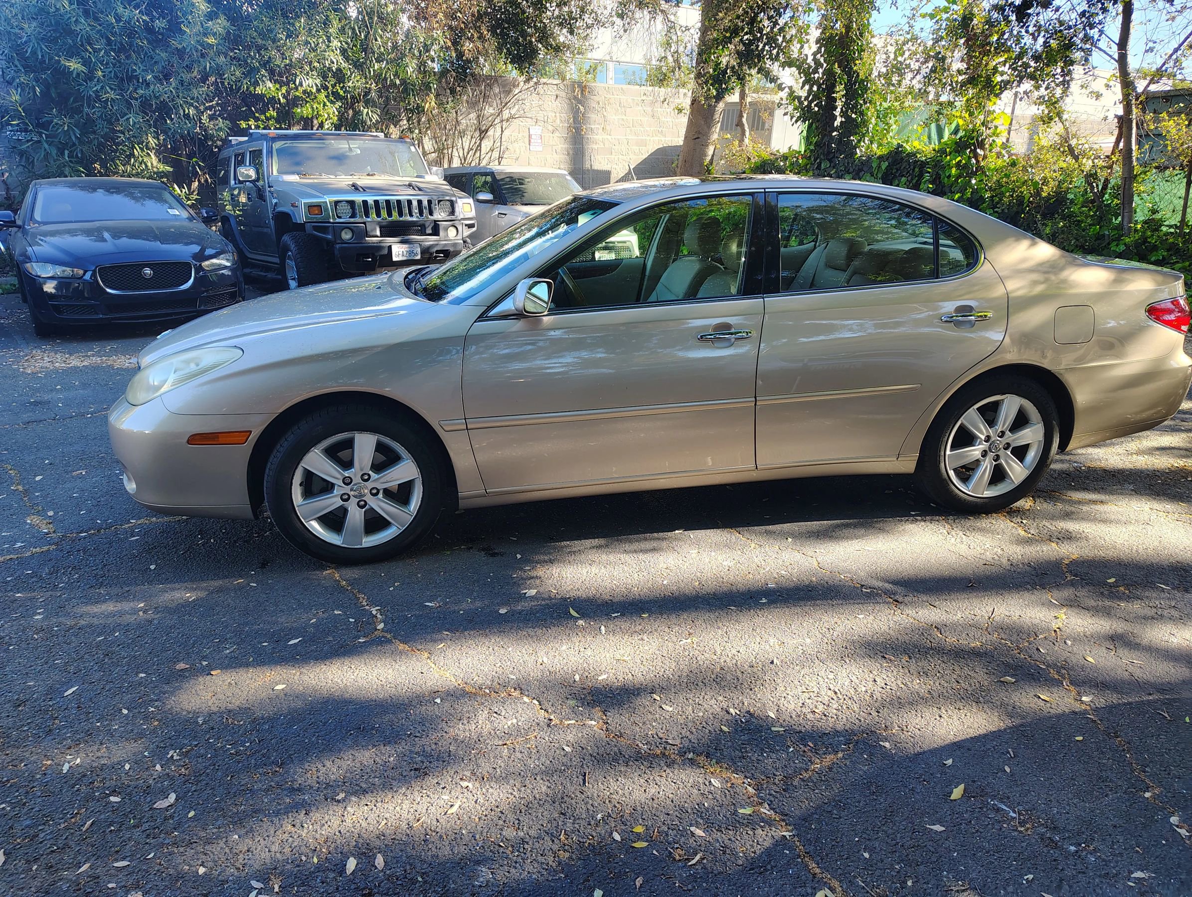 Used 2005 Lexus ES 330 image 2