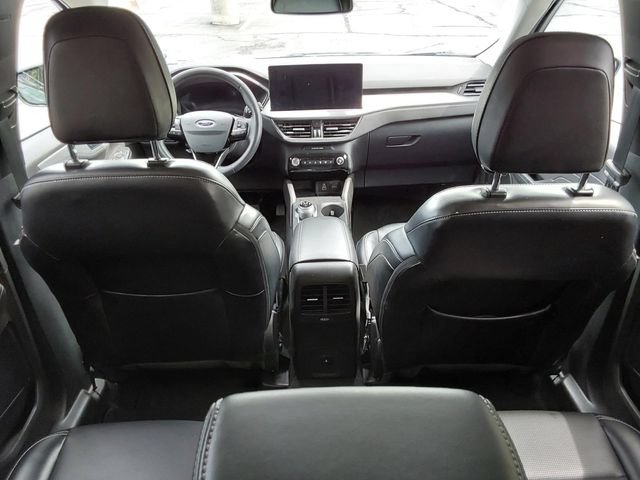 Used 2024 Ford Escape Platinum AWD/4WD image 11