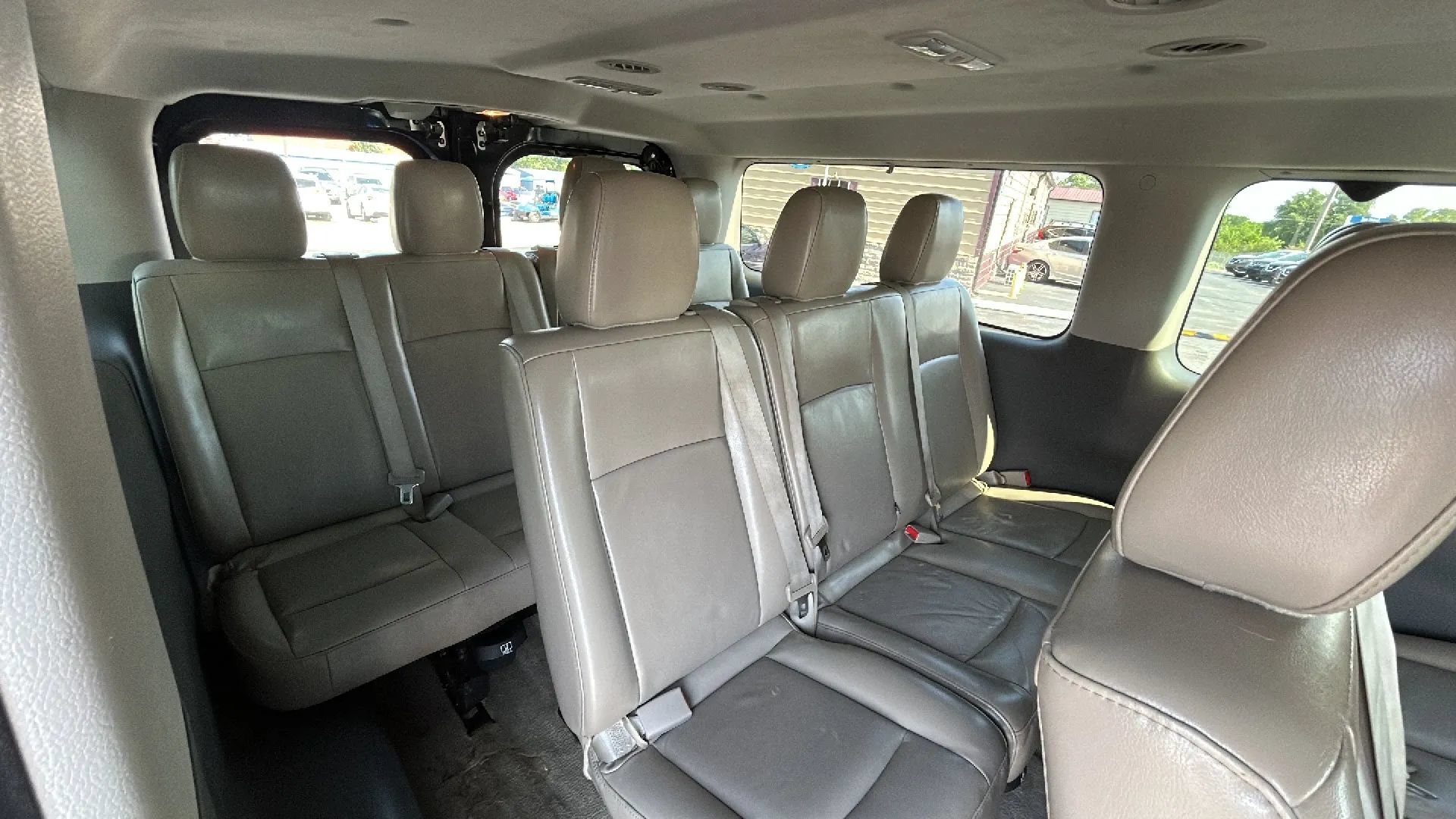 Used 2014 Nissan NV 3500 SL w/ Technology Package RWD image 22