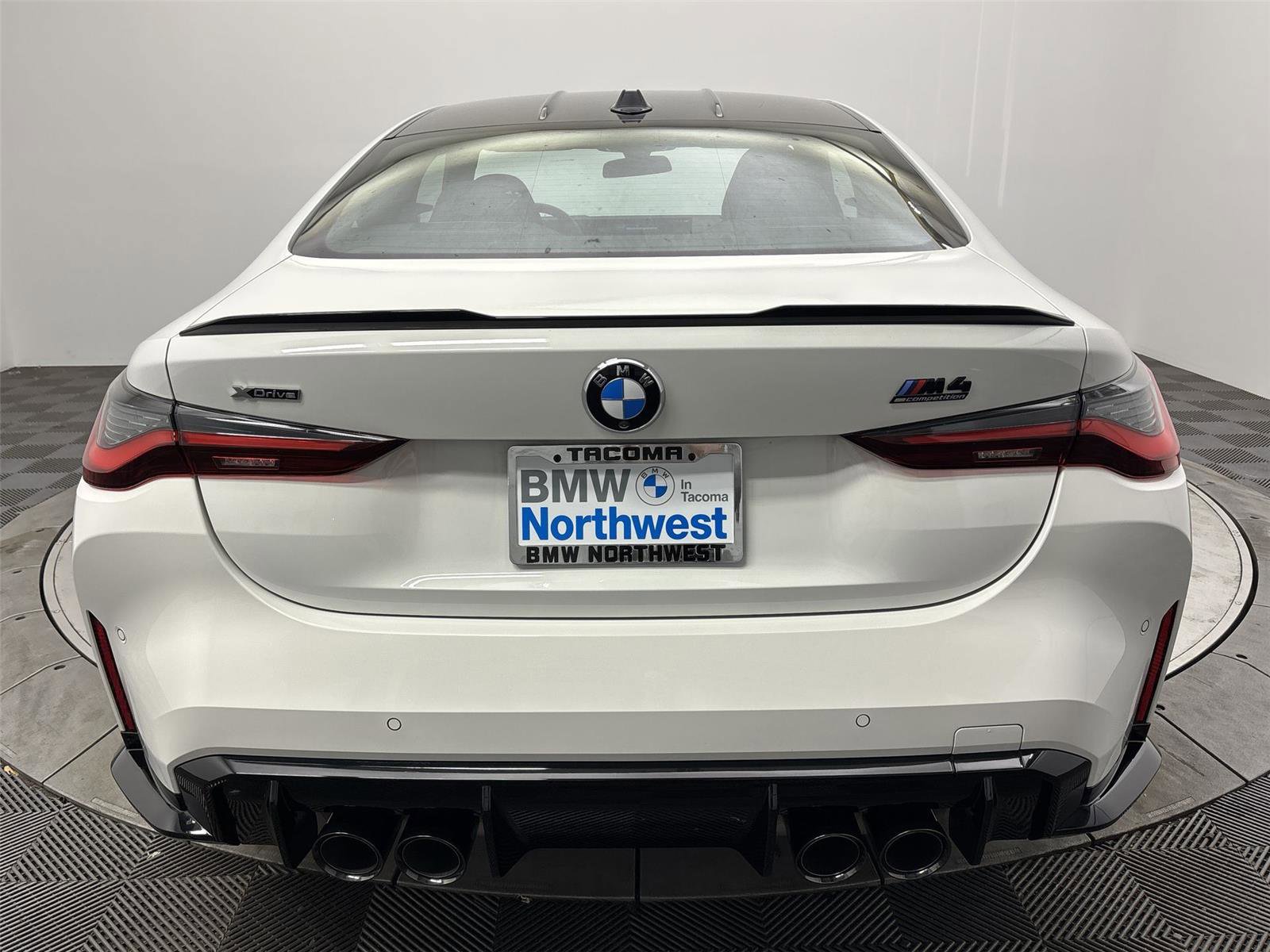 Used 2024 BMW M4 xDrive Competition w/ Executive Package image 15