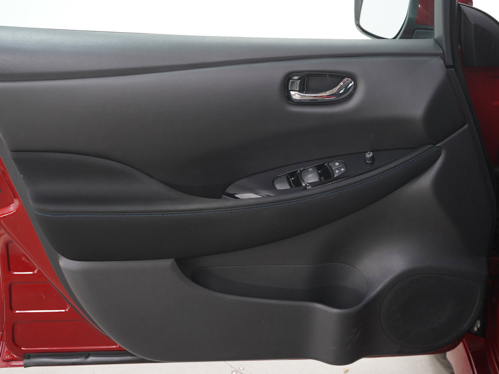 Used 2020 Nissan Leaf SV Plus w/ SV Plus Technology Package FWD image 18
