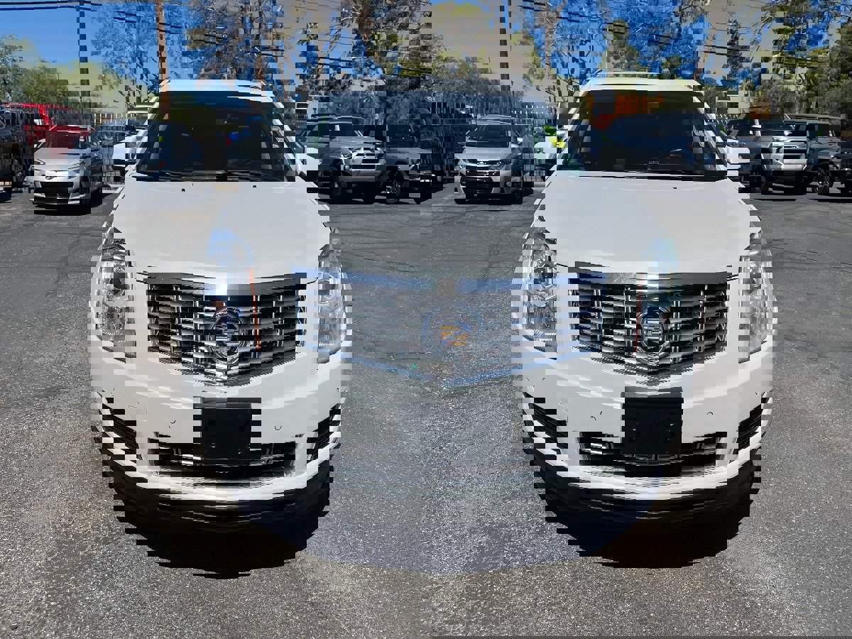 Used 2014 Cadillac SRX Luxury w/ Driver Awareness Package image 12