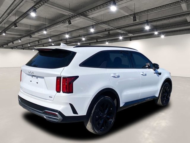 Certified 2023 Kia Sorento SX image 7