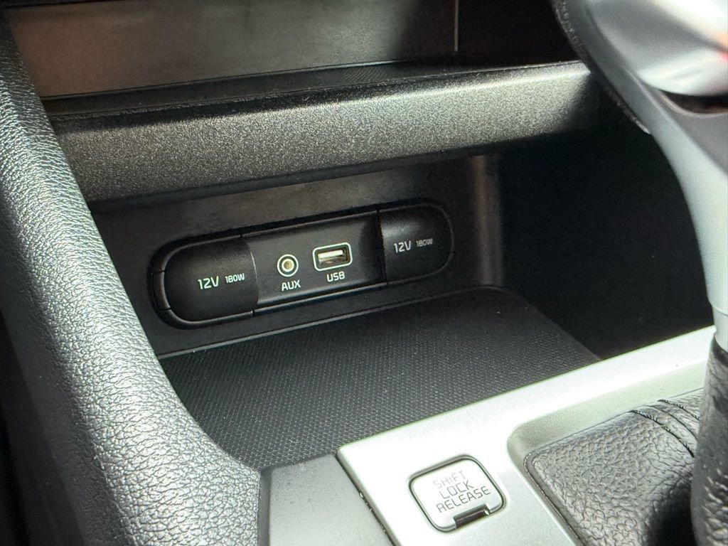 Used 2019 Kia Forte LXS image 21