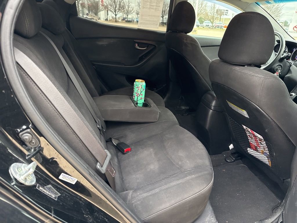 Used 2014 Hyundai Elantra SE image 15
