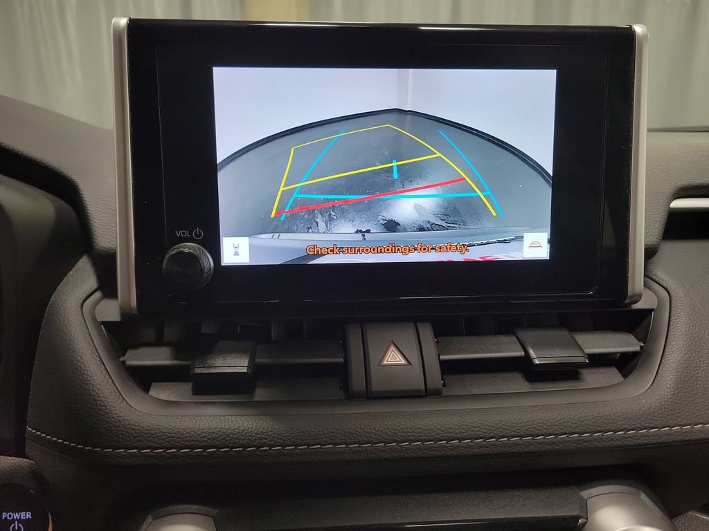 Used 2025 Toyota RAV4 XLE AWD/4WD image 22