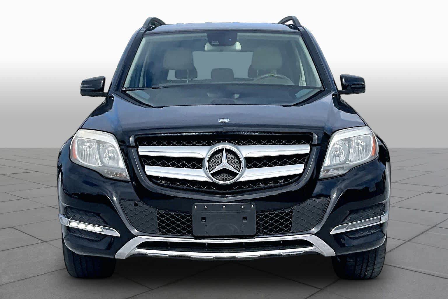 Used 2015 Mercedes-Benz GLK 350 4MATIC image 4