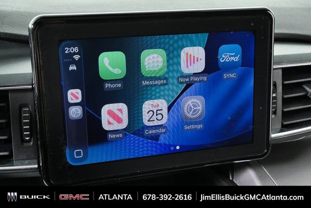 Used 2022 Ford Explorer XLT w/ Equipment Group 202A image 16