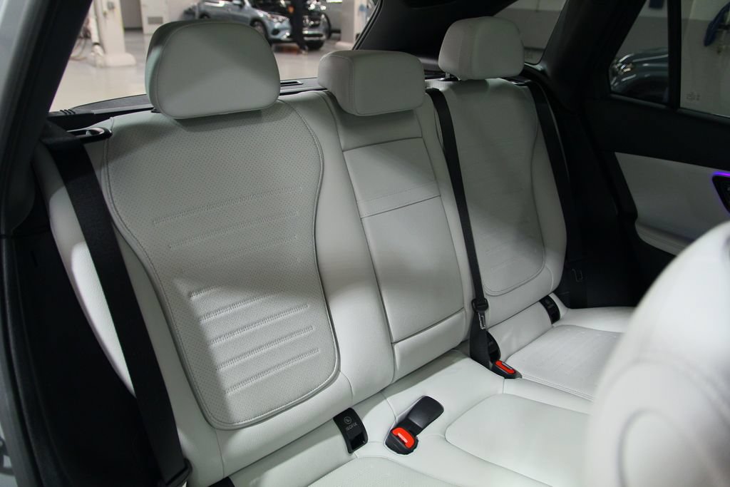 Used 2026 Mercedes-Benz GLC 300 4MATIC image 27