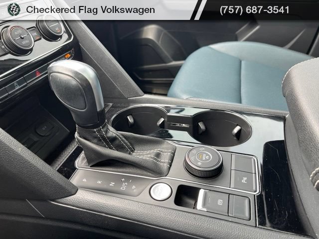 Used 2023 Volkswagen Atlas Cross Sport SEL R-Line AWD/4WD image 45