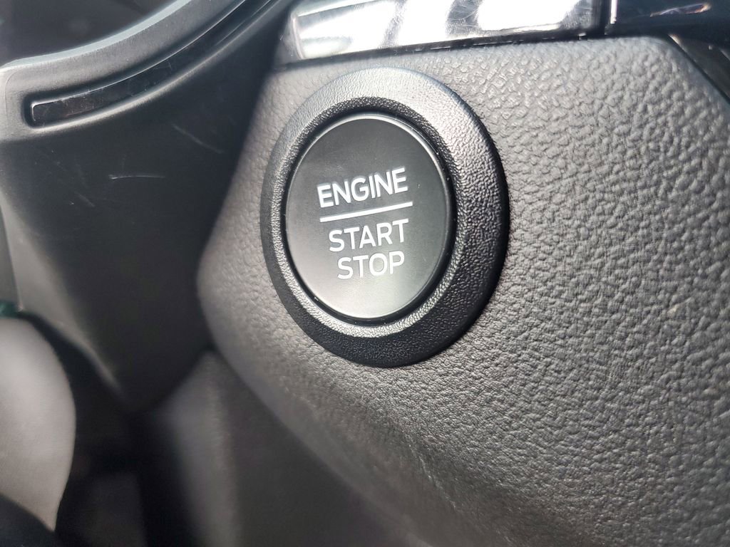 Used 2023 Ford Escape ST-Line AWD/4WD image 18