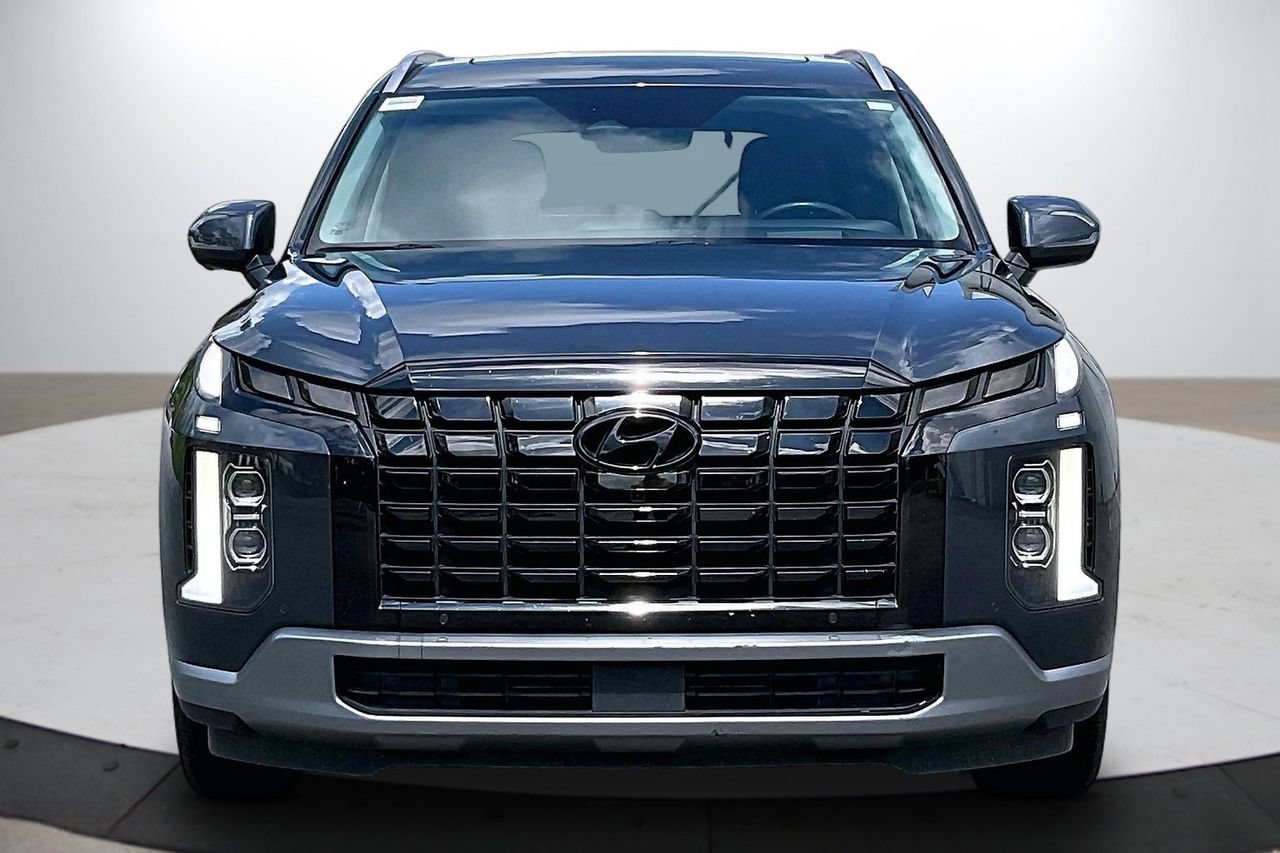 Used 2024 Hyundai Palisade Limited AWD/4WD image 3