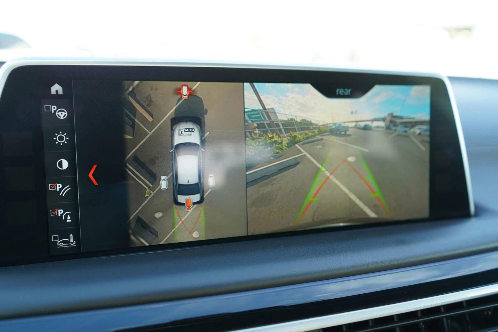 Used 2018 BMW 750i image 34