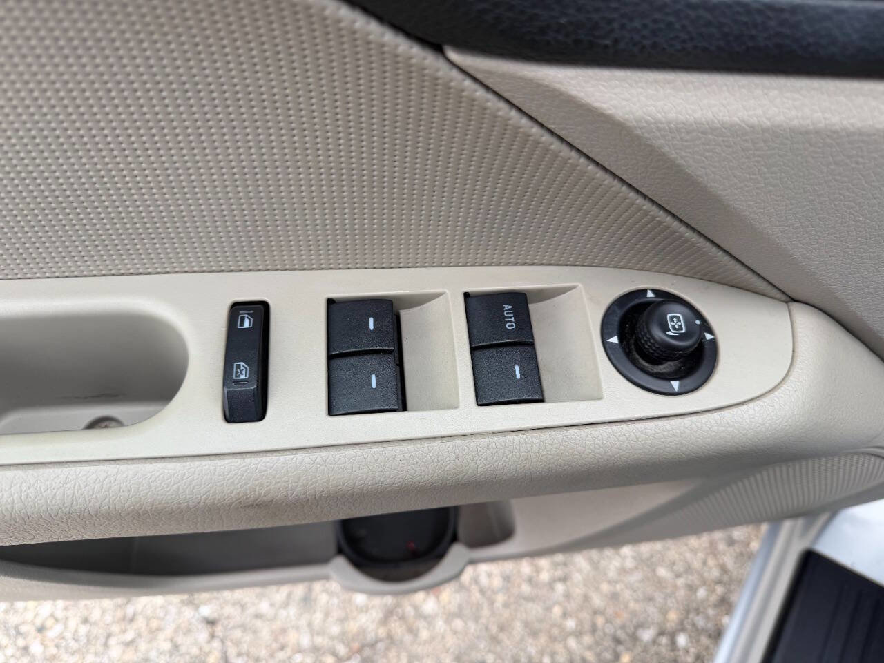 Used 2006 Mercury Milan Premier image 15