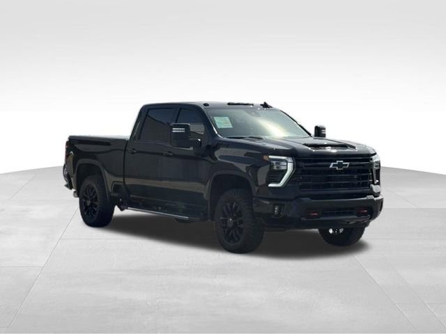 Used 2025 Chevrolet Silverado 3500 LTZ w/ Trail Boss Package image 9