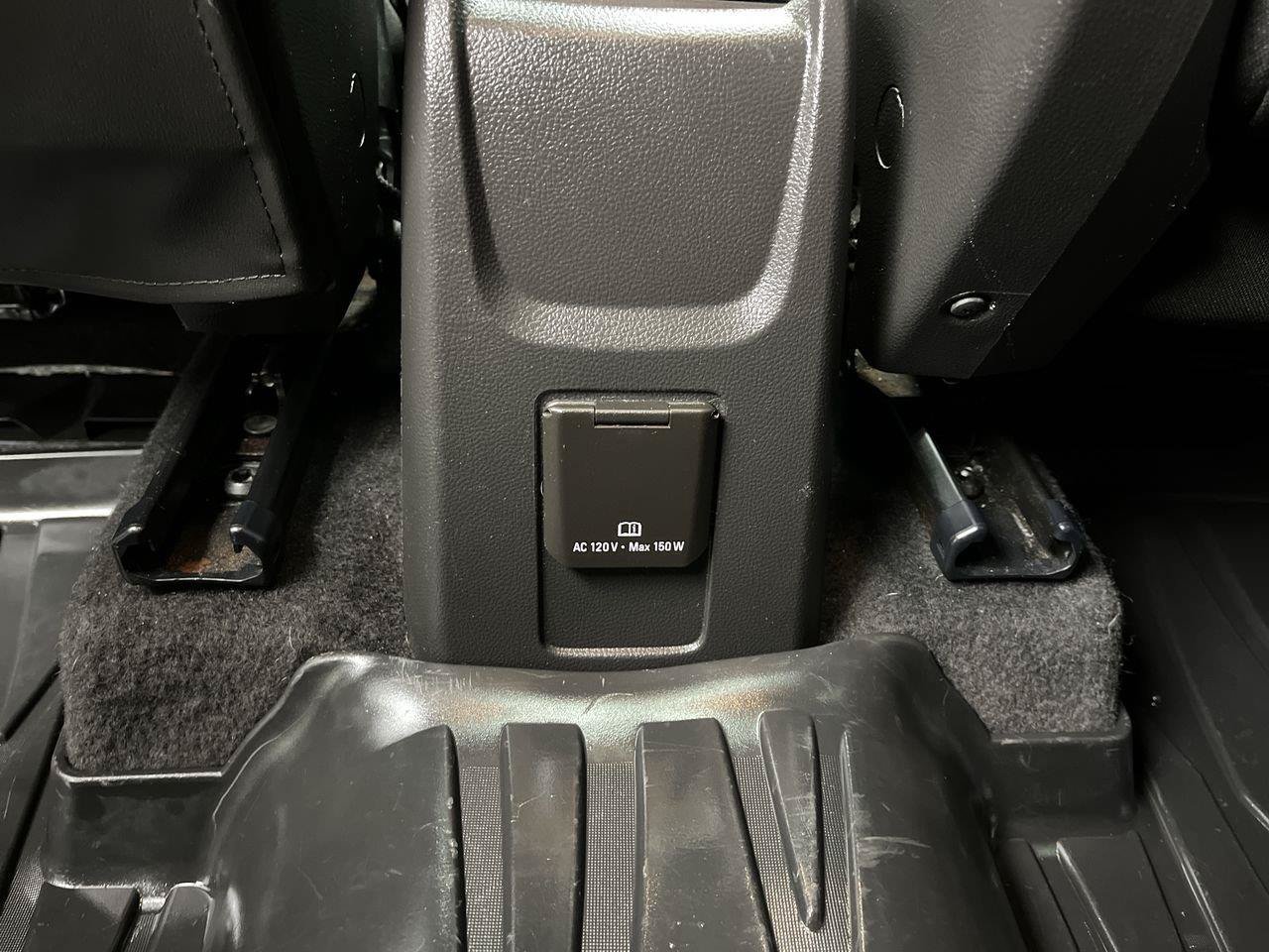 Used 2019 Buick Encore Essence w/ Safety Package II AWD/4WD image 13