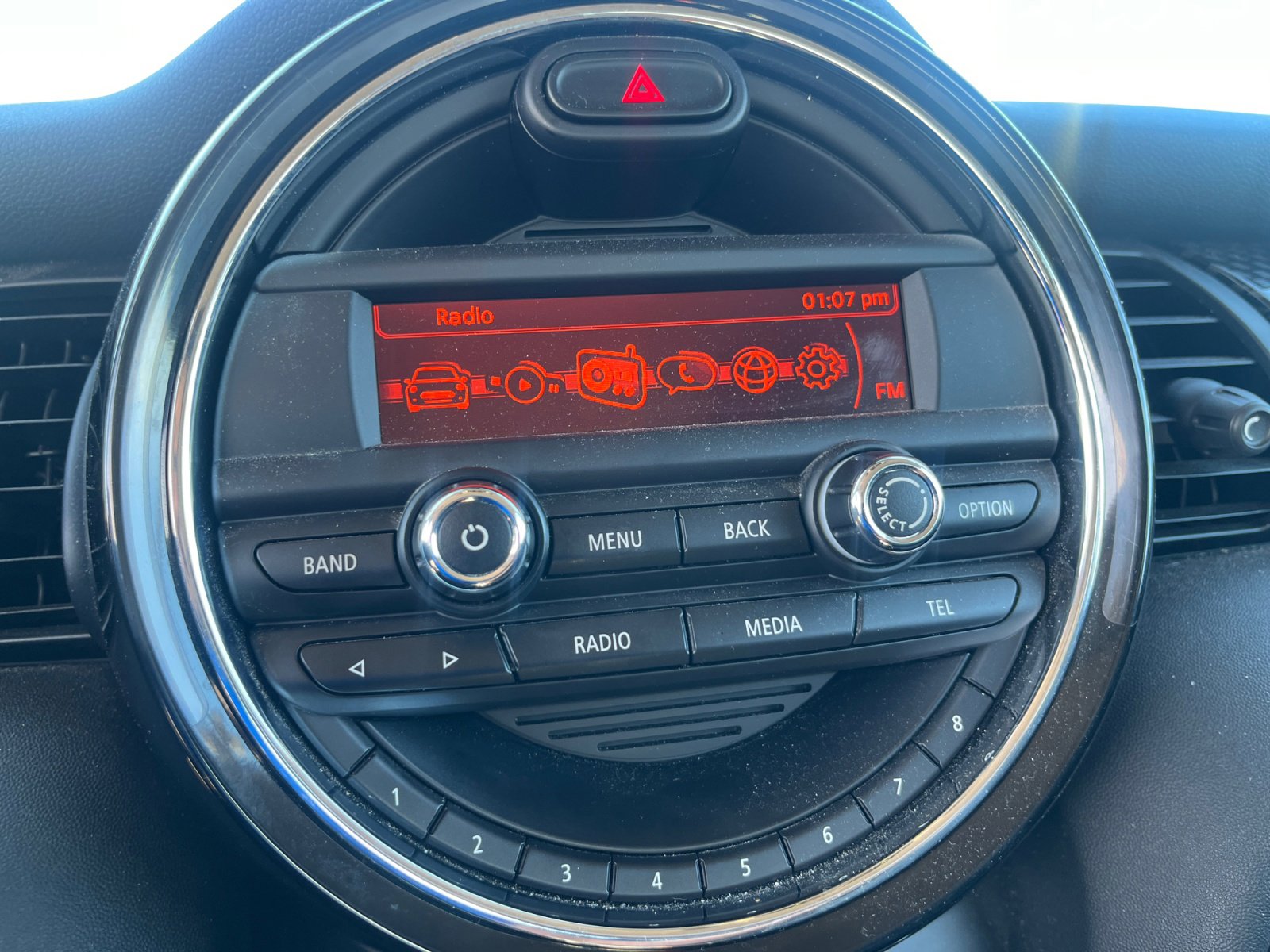 Used 2015 MINI Cooper S image 28