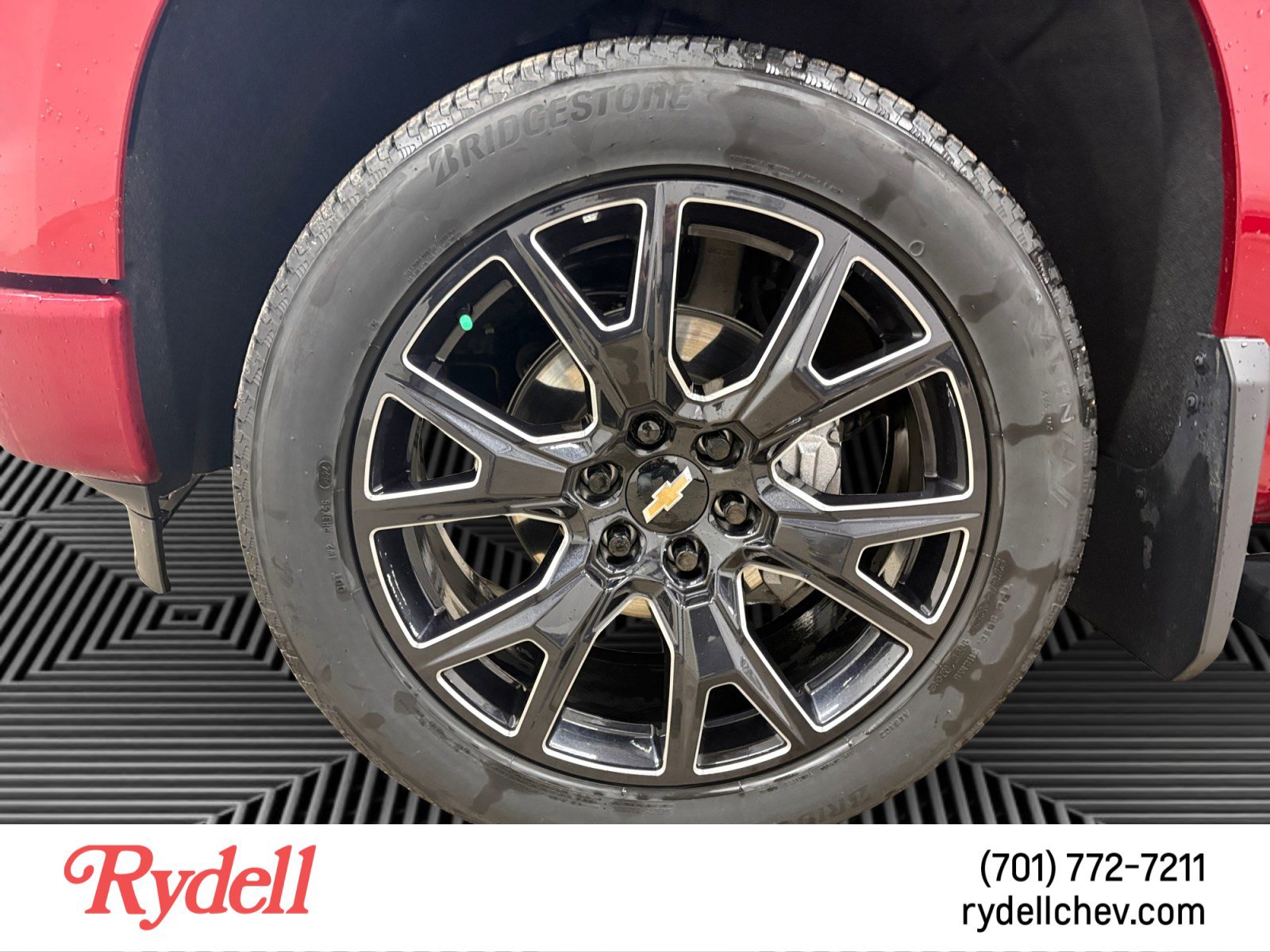 Used 2025 Chevrolet Silverado 1500 High Country w/ High Country Premium Package image 9