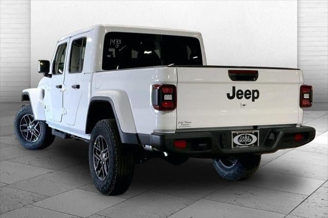 New 2026 Jeep Gladiator Sport AWD/4WD image 30