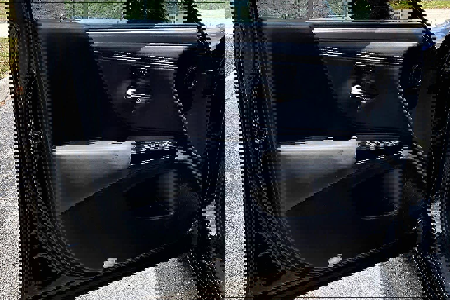 Used 2022 Lexus ES 350 F Sport w/ Accessory Package image 26