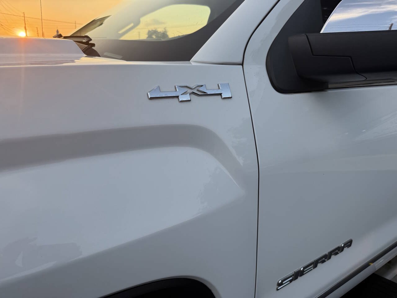 Used 2017 GMC Sierra 1500 SLT AWD/4WD image 14