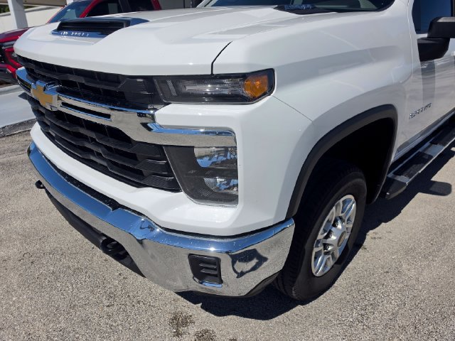 Used 2026 Chevrolet Silverado 2500 LT AWD/4WD image 17