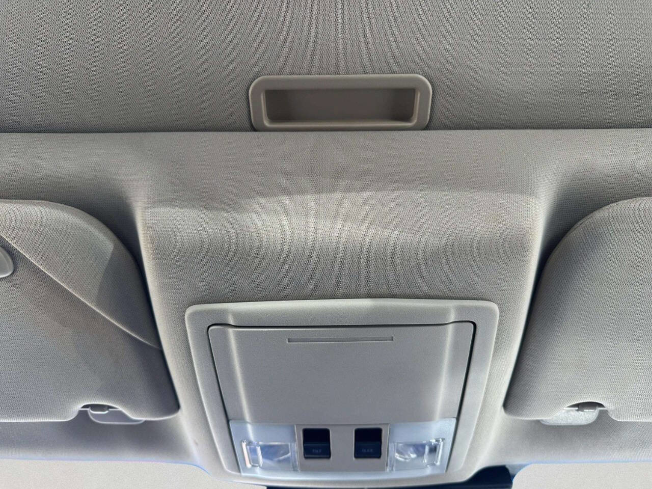 Used 2012 Ford Taurus Limited image 30