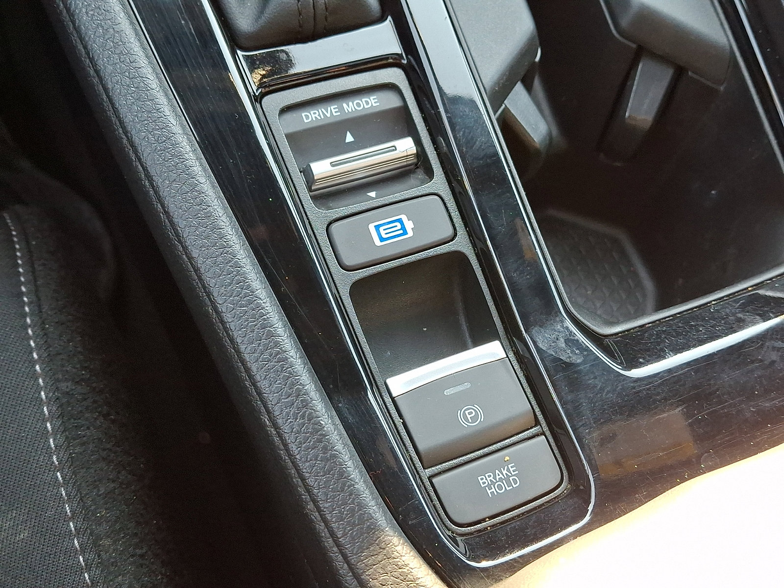 Used 2024 Honda Accord Sport image 31