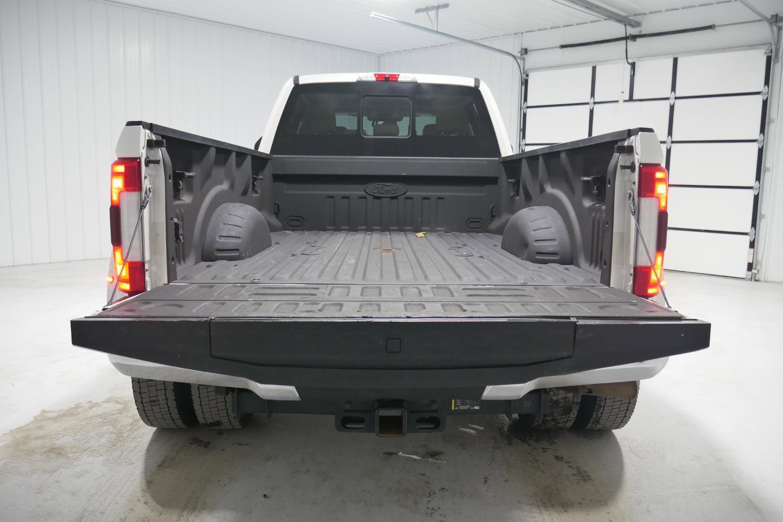 Used 2019 Ford F450 Lariat w/ Lariat Ultimate Package image 24