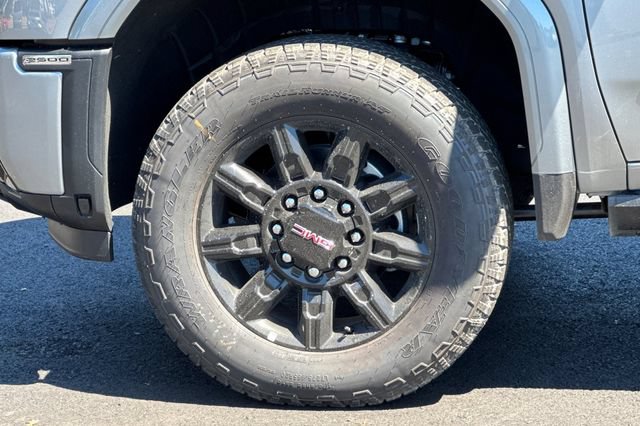 New 2026 GMC Sierra 2500 Denali w/ Denali Reserve Package AWD/4WD image 32