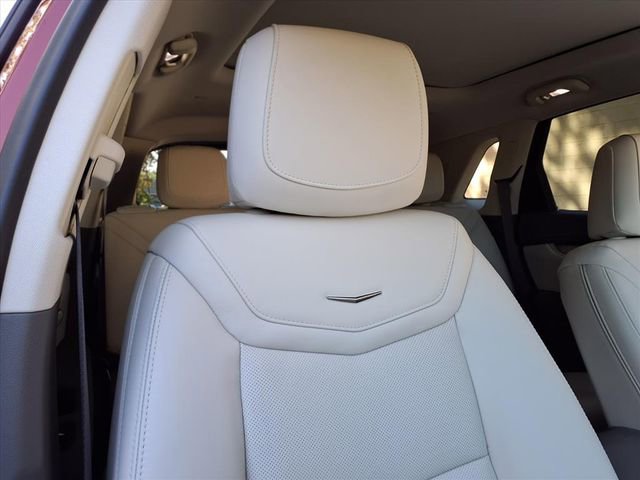 Certified 2025 Cadillac XT5 Premium Luxury image 15