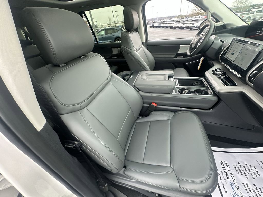 New 2026 Ford Expedition Max Active image 32