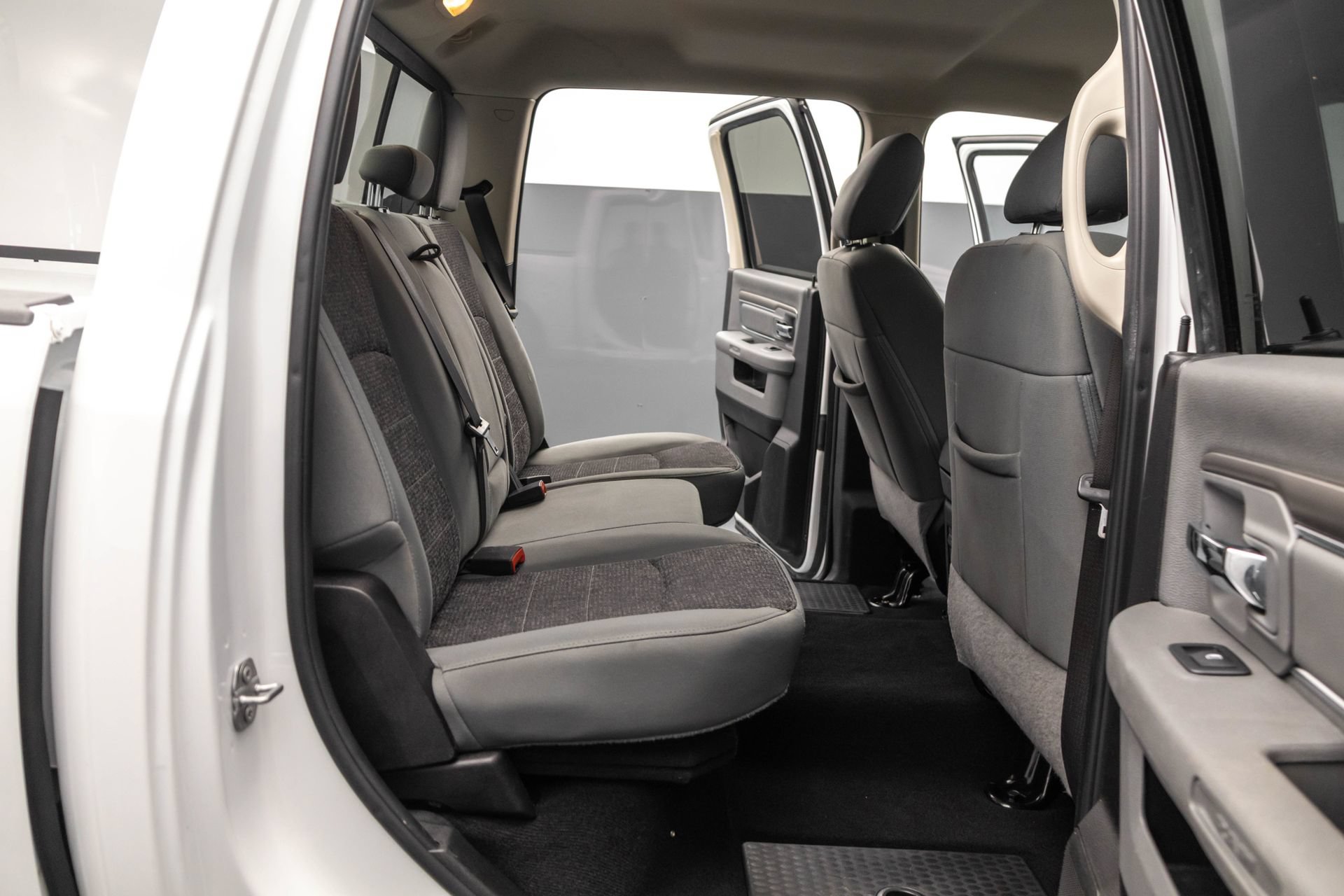 Used 2019 RAM 1500 Big Horn AWD/4WD image 37