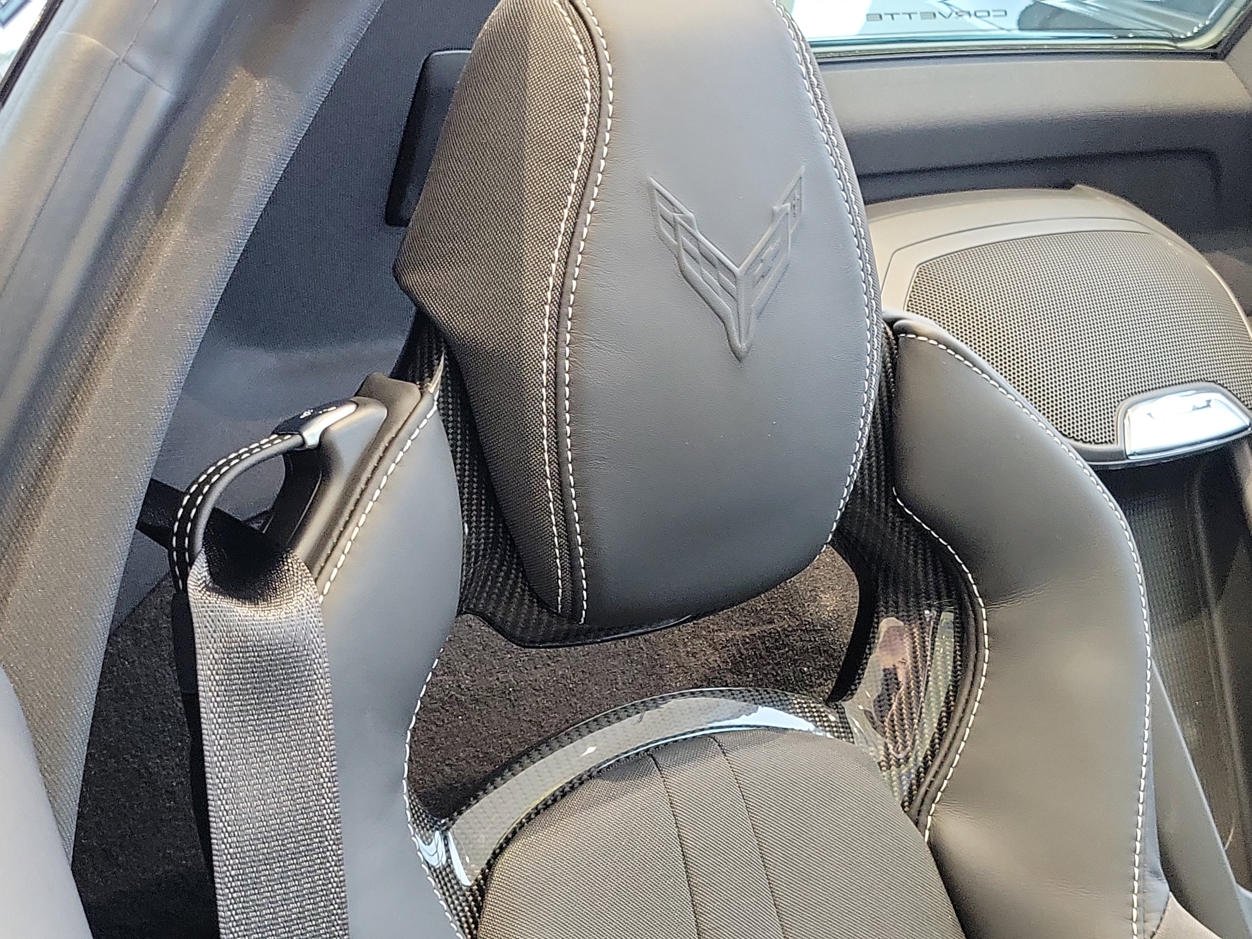 Used 2024 Chevrolet Corvette Z06 w/ Z07 Performance Package RWD image 32