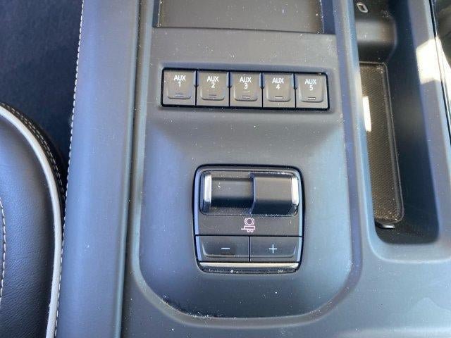 Used 2025 GMC Sierra 2500 AT4X w/ AT4X AEV Edition AWD/4WD image 15