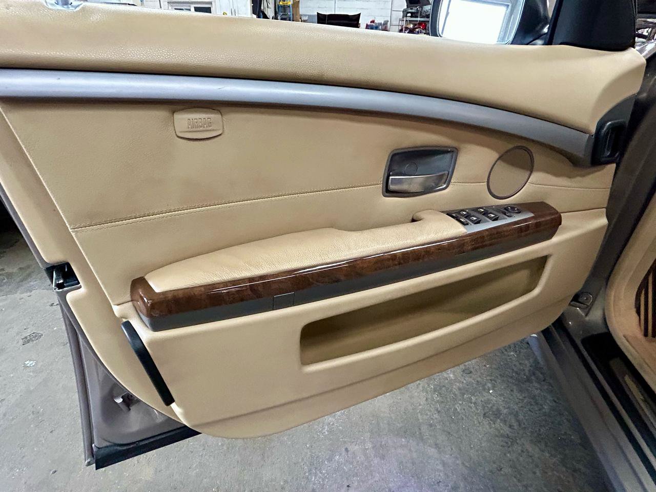 Used 2006 BMW 750Li RWD image 12