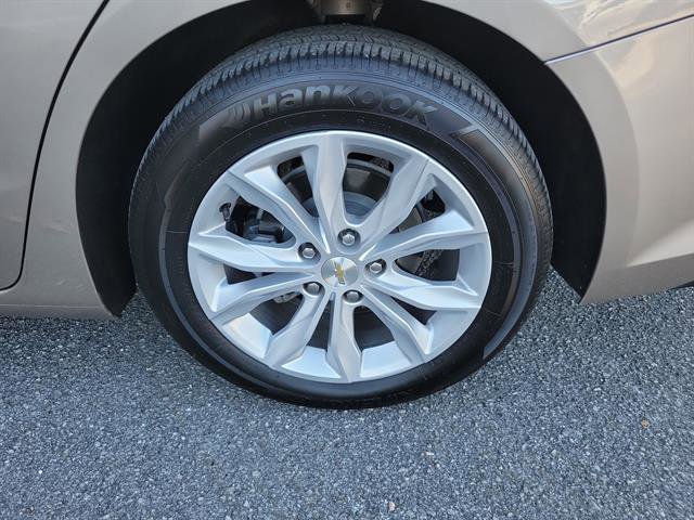 Used 2025 Chevrolet Malibu LT image 30