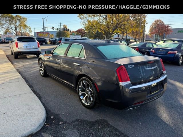 Used 2016 Chrysler 300 C Platinum w/ Safetytec Plus Group image 5