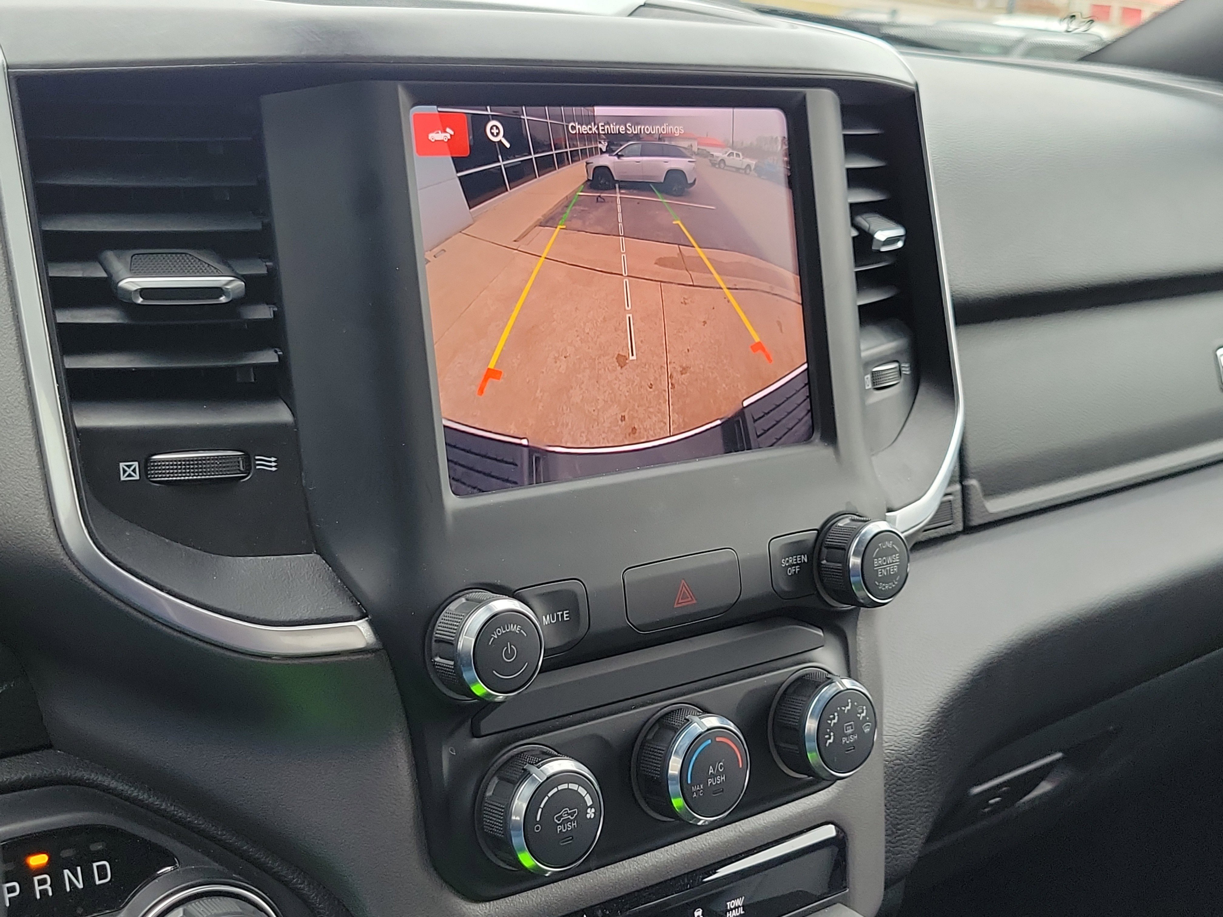 Used 2024 RAM 2500 Big Horn w/ Bed Utility Group image 15