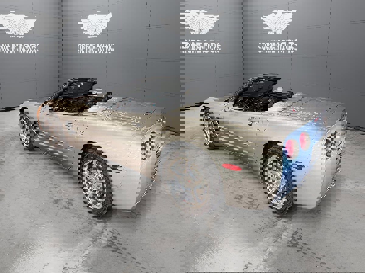 Used 2000 Chevrolet Corvette Convertible w/ Memory Pkg image 3