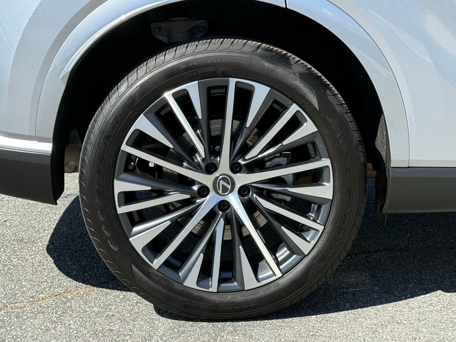 Used 2023 Lexus RX 350 Premium Plus w/ Cold Area Package image 17
