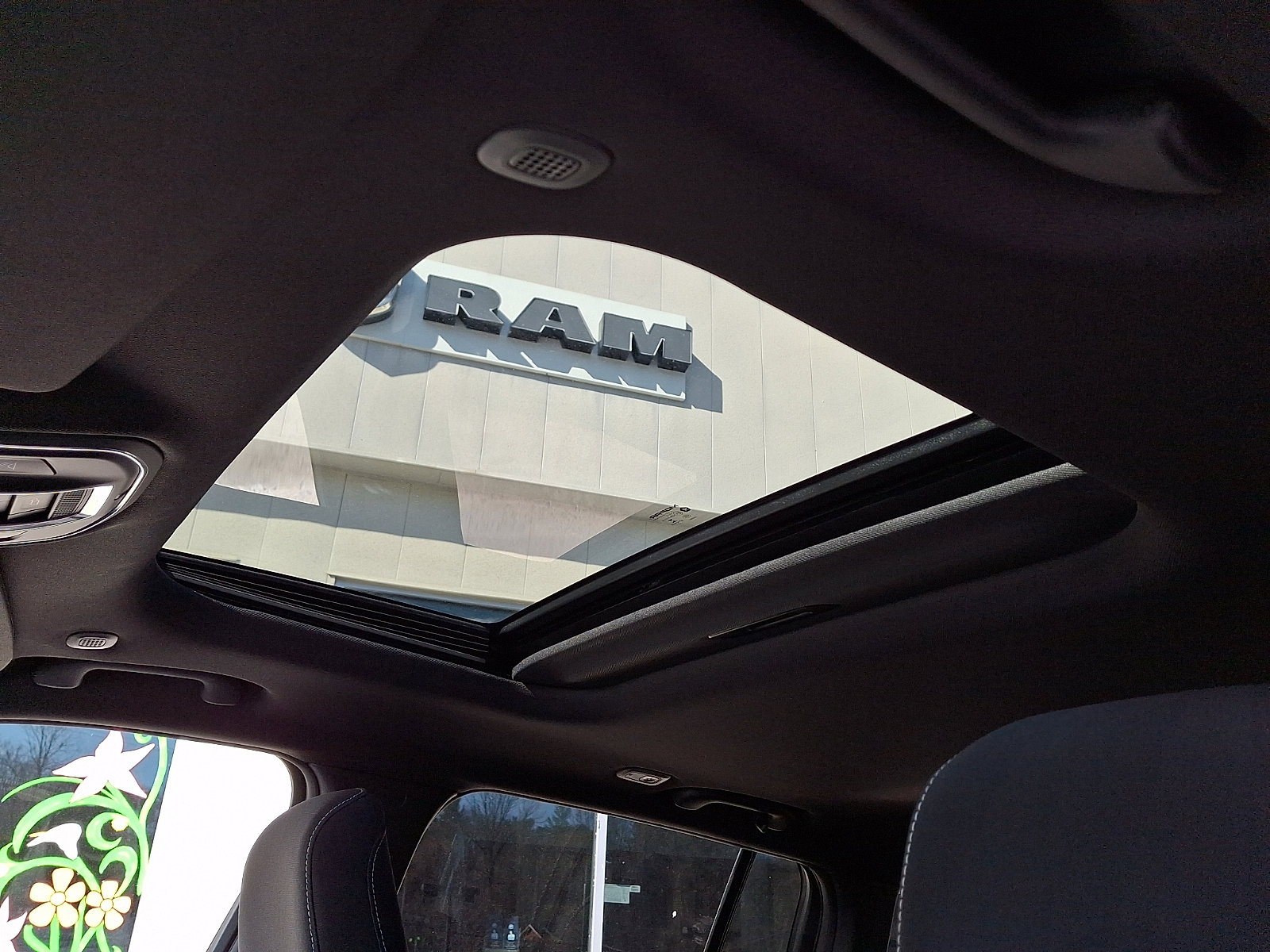 New 2026 Jeep Grand Cherokee Laredo X image 11