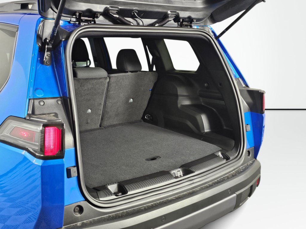 New 2026 Jeep Cherokee Laredo AWD/4WD image 16