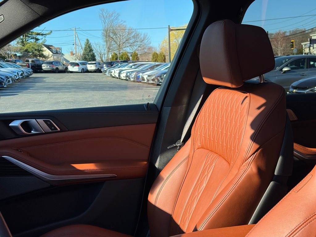 Used 2024 BMW X5 xDrive40i w/ Premium Package image 23