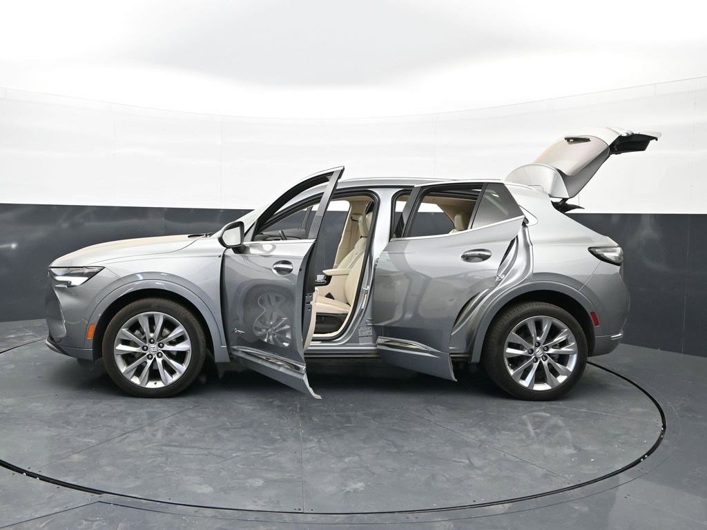 Used 2023 Buick Envision Avenir AWD/4WD image 45