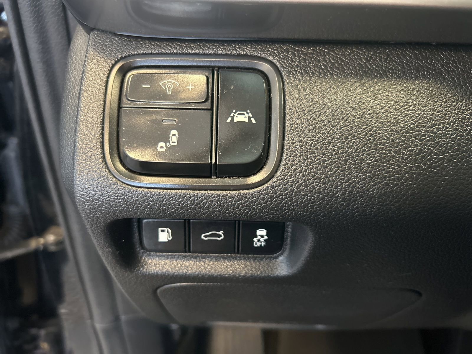 Certified 2020 Kia Optima EX image 17