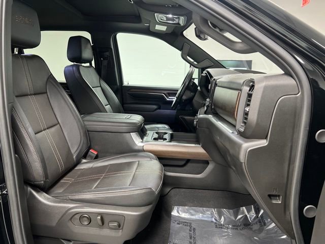 Used 2024 Chevrolet Silverado 3500 High Country w/ Technology Package AWD/4WD image 56