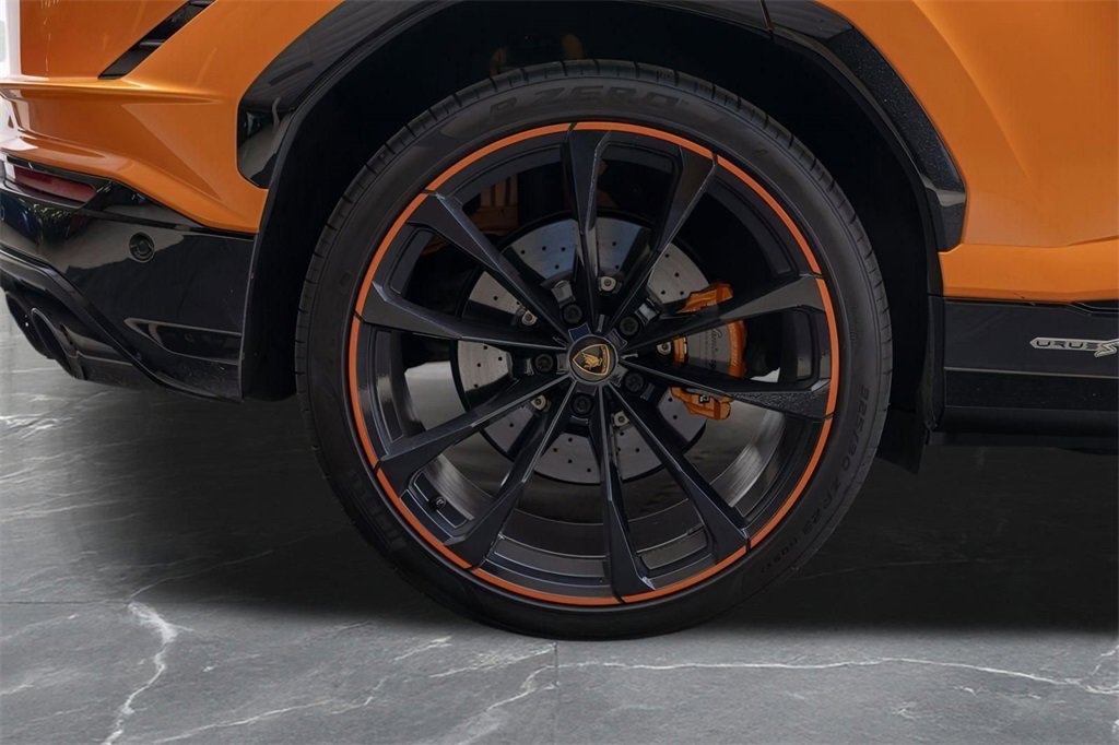 Used 2024 Lamborghini Urus S image 54
