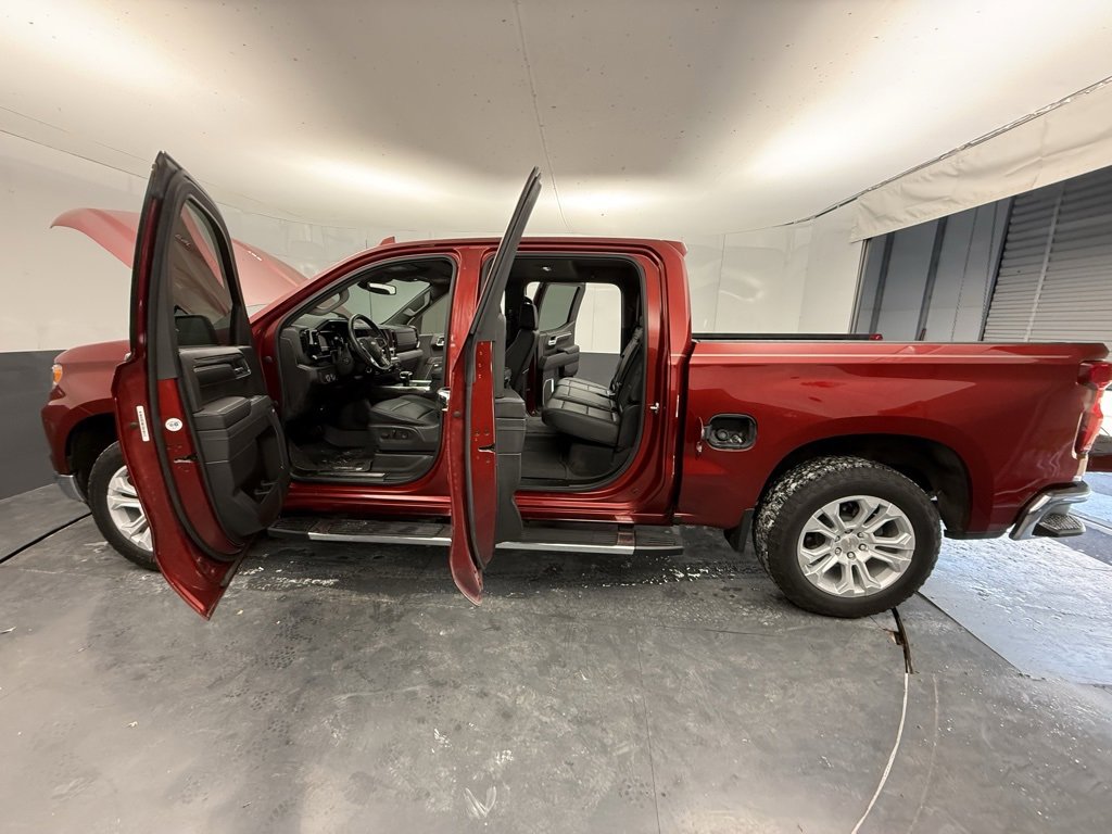 Used 2023 Chevrolet Silverado 1500 LTZ image 18